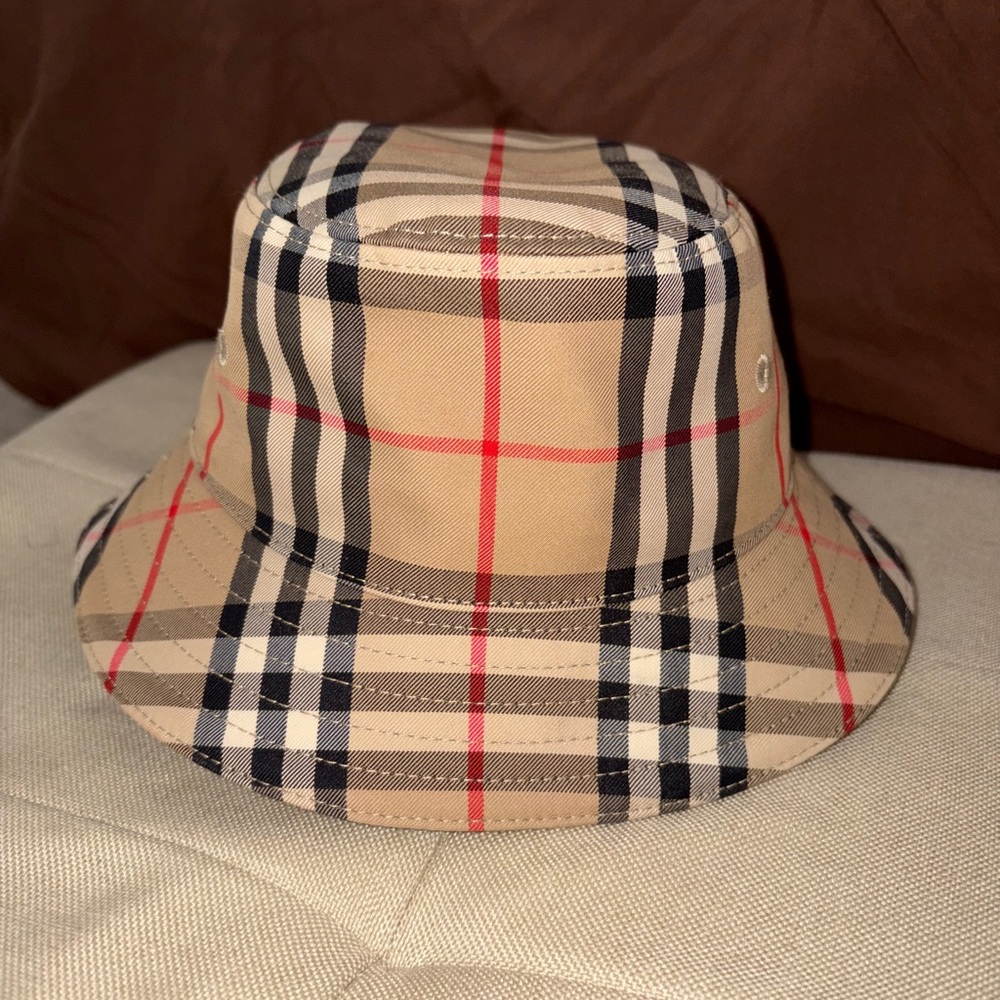 Burberry Beige Plaid Bucket Hat with Black and Red Stripes